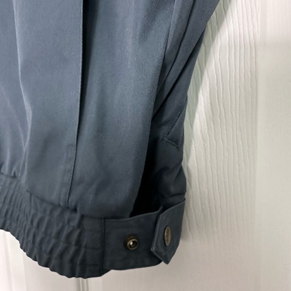 Men's Vest - Picture 12 of 13